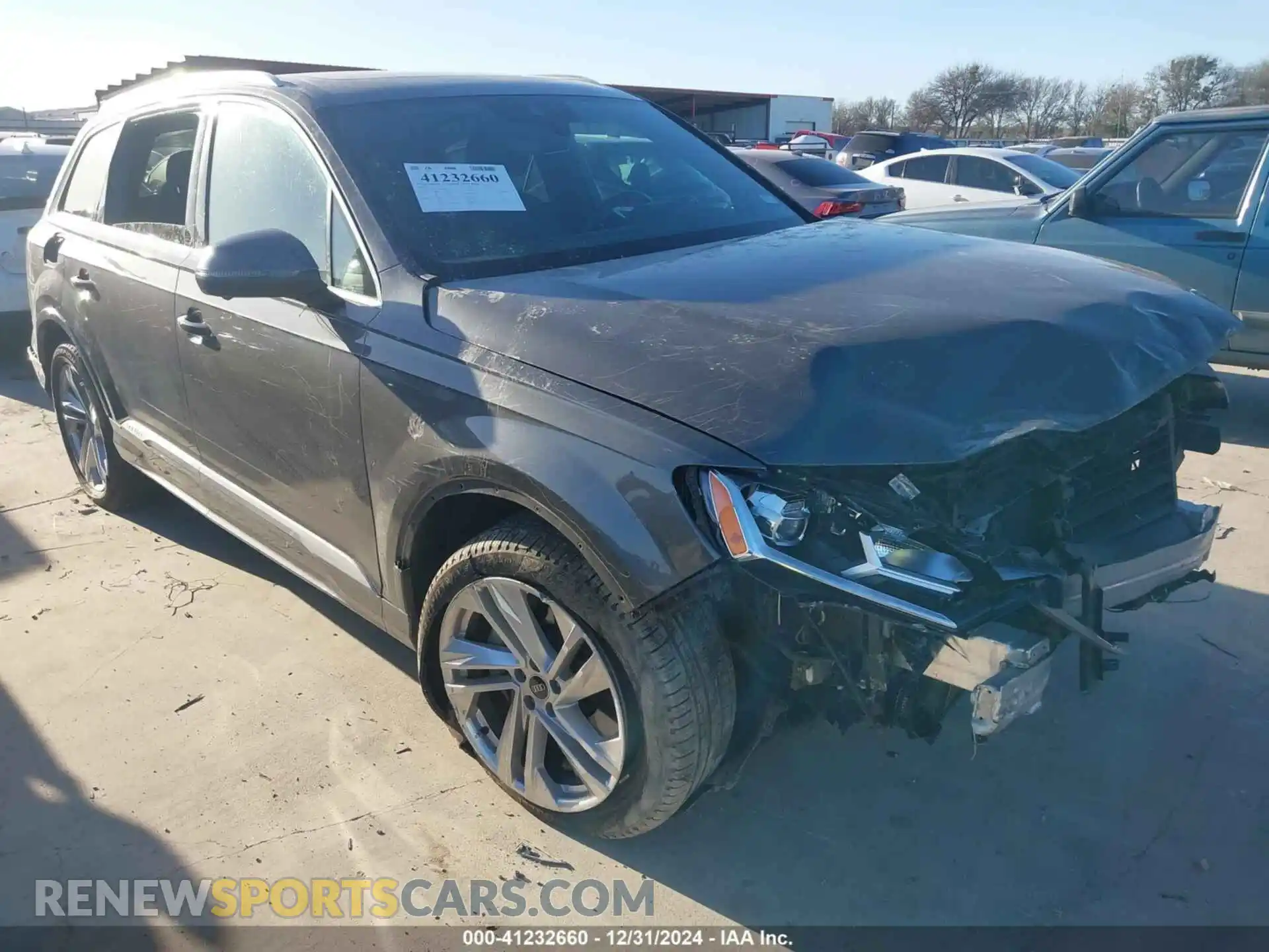1 Photograph of a damaged car WA1LJAF77MD040847 AUDI Q7 2021