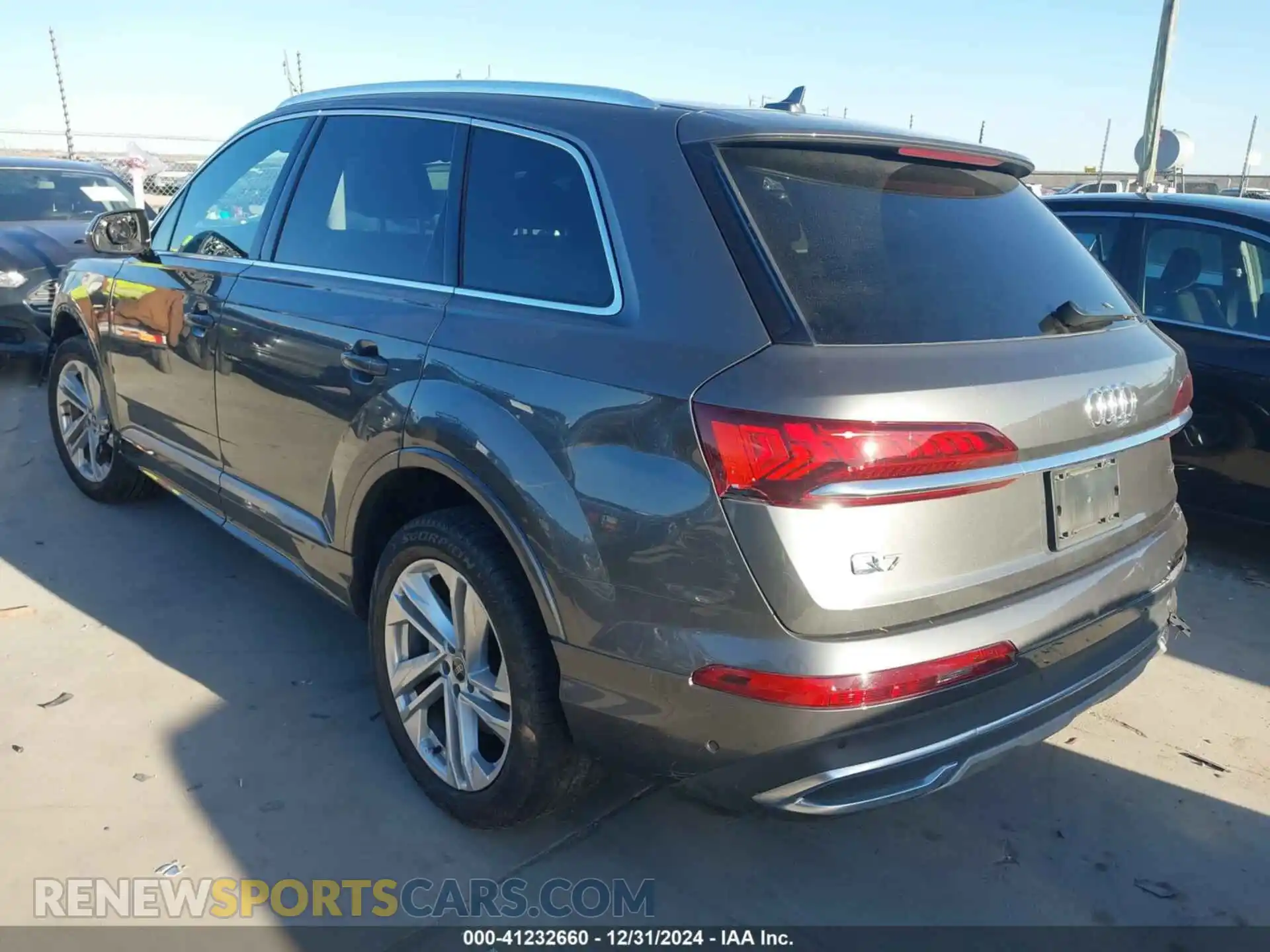 3 Photograph of a damaged car WA1LJAF77MD040847 AUDI Q7 2021