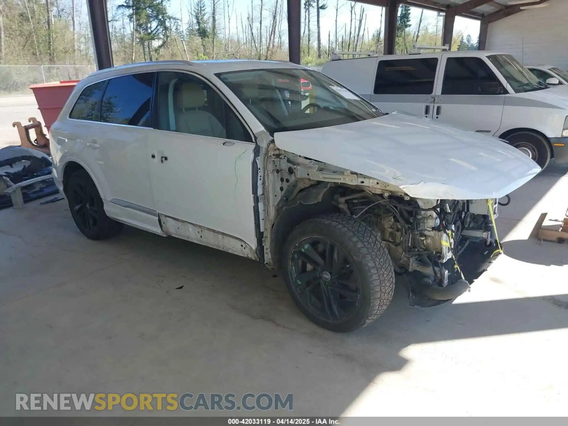 1 Photograph of a damaged car WA1LJAF7XMD012234 AUDI Q7 2021