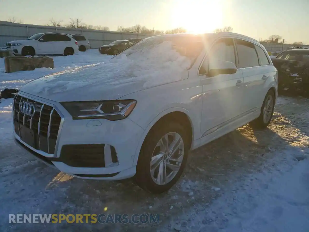 1 Photograph of a damaged car WA1LJAF7XMD018454 AUDI Q7 2021