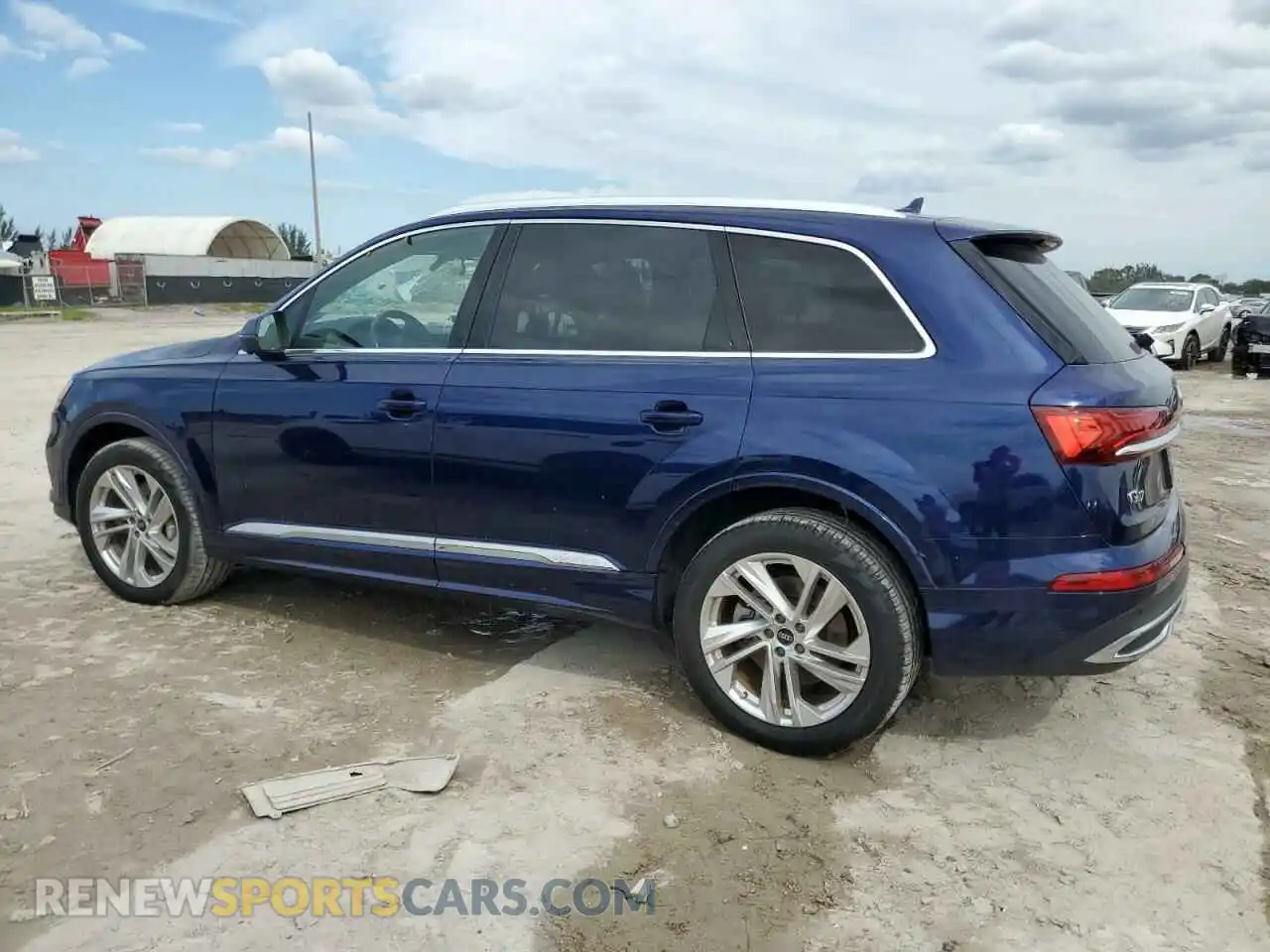 2 Photograph of a damaged car WA1LJAF7XMD021984 AUDI Q7 2021