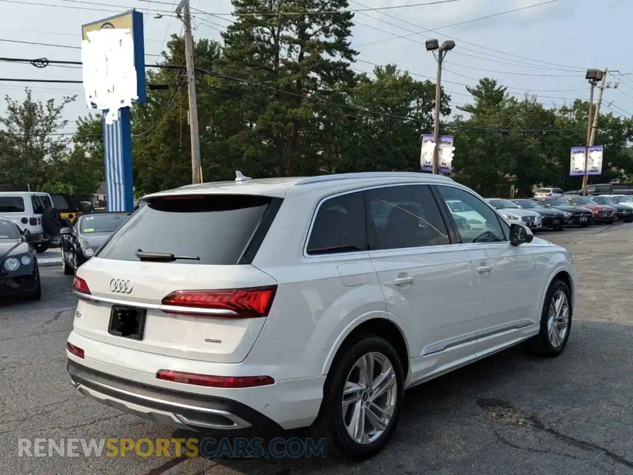 3 Photograph of a damaged car WA1LJAF7XMD041149 AUDI Q7 2021