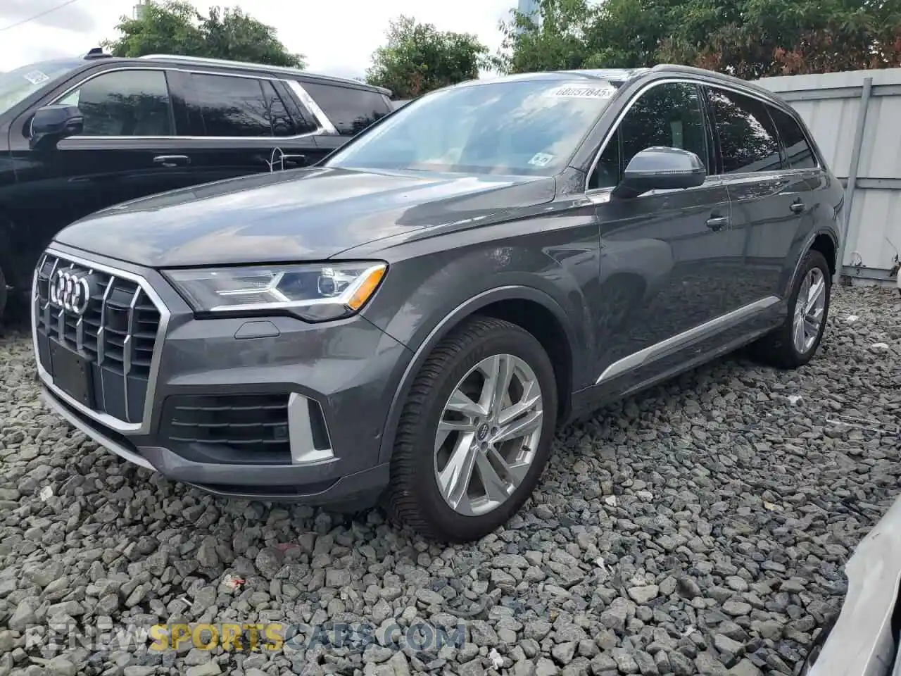 1 Photograph of a damaged car WA1LXAF70MD000284 AUDI Q7 2021