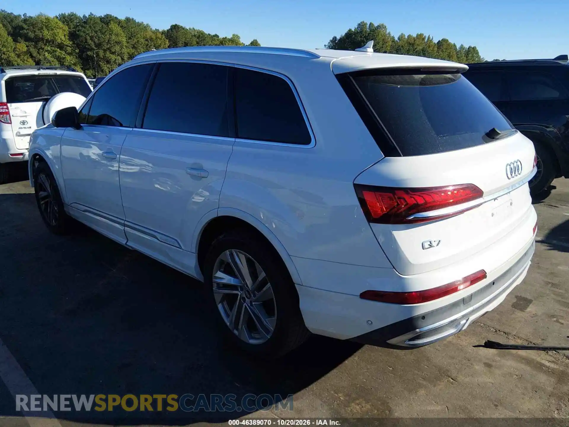 3 fotografías del automóvil dañado WA1LXAF70MD012970 AUDI Q7 2021
