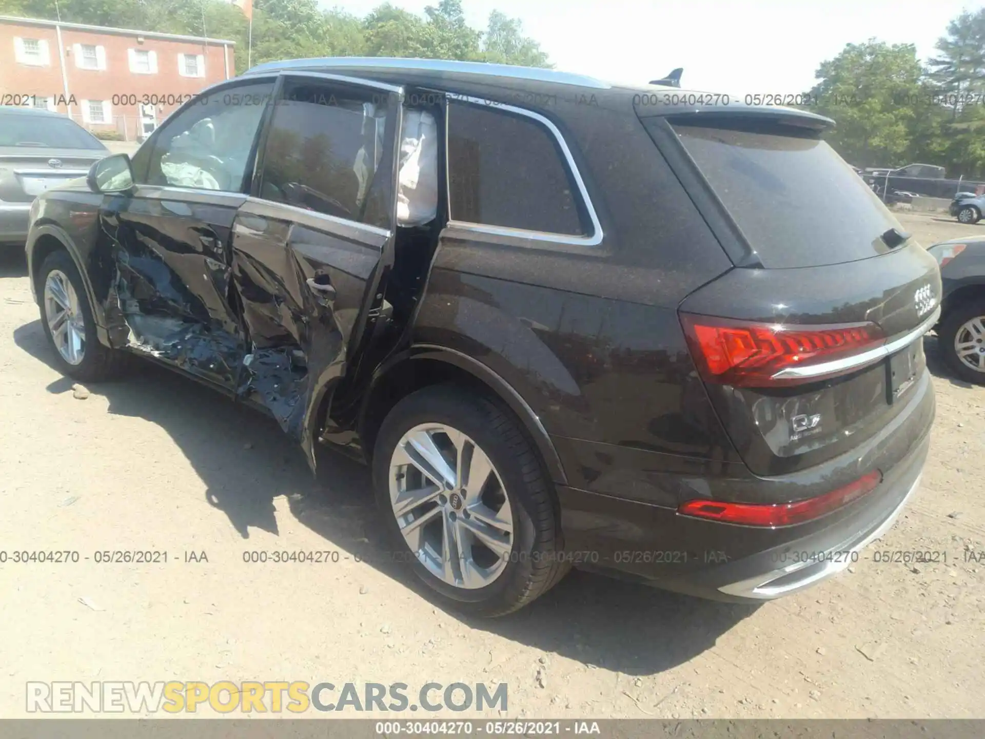 3 Photograph of a damaged car WA1LXAF70MD017621 AUDI Q7 2021