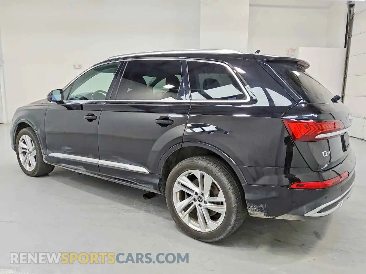 2 fotografías del automóvil dañado WA1LXAF70MD017697 AUDI Q7 2021