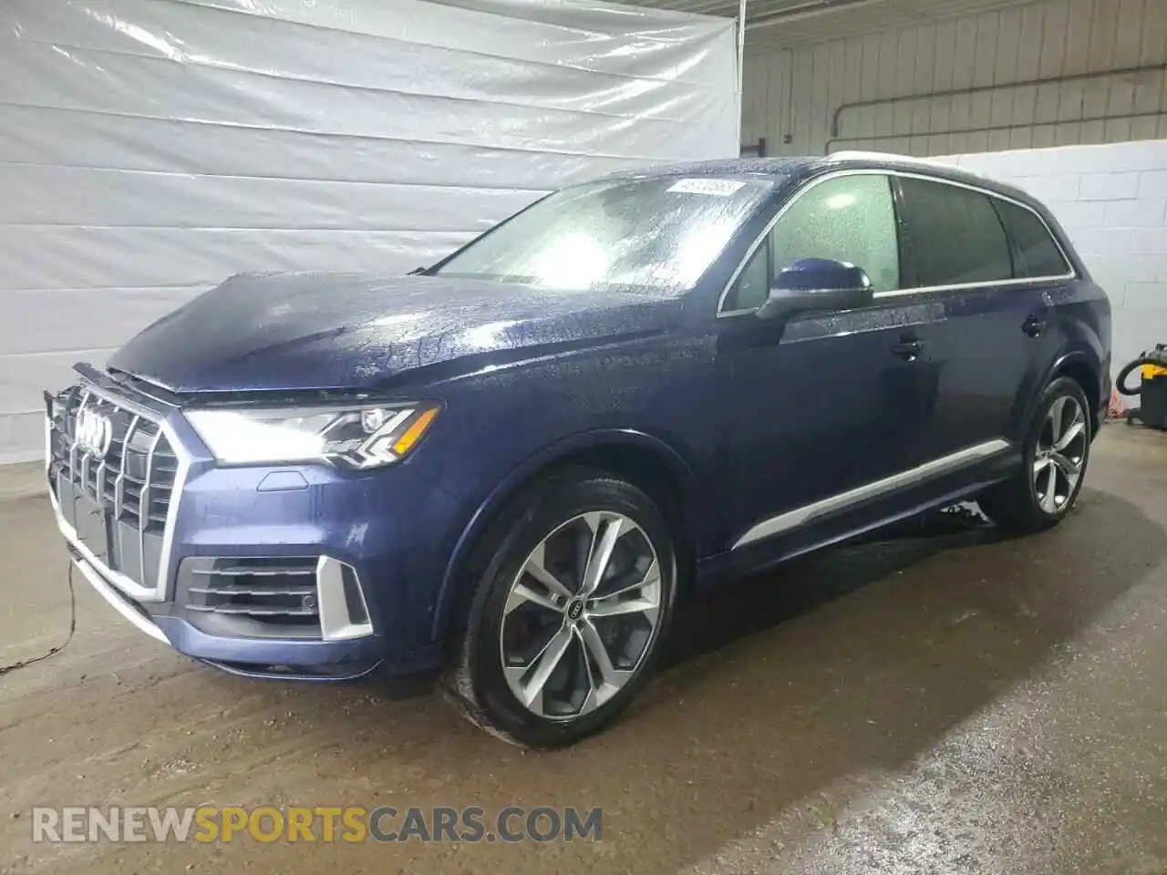 1 Photograph of a damaged car WA1LXAF70MD026674 AUDI Q7 2021