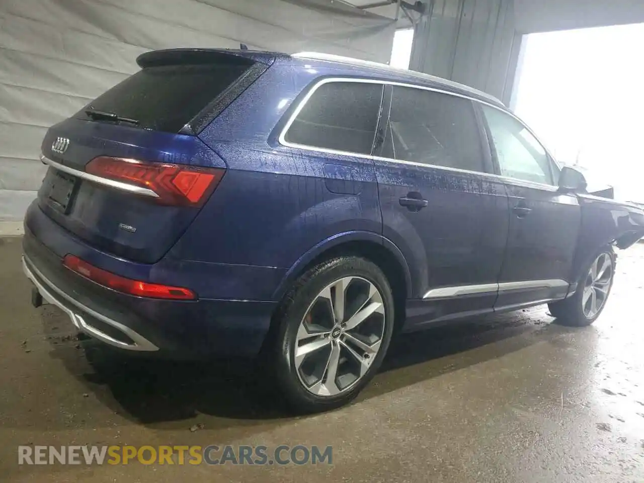 3 Photograph of a damaged car WA1LXAF70MD026674 AUDI Q7 2021