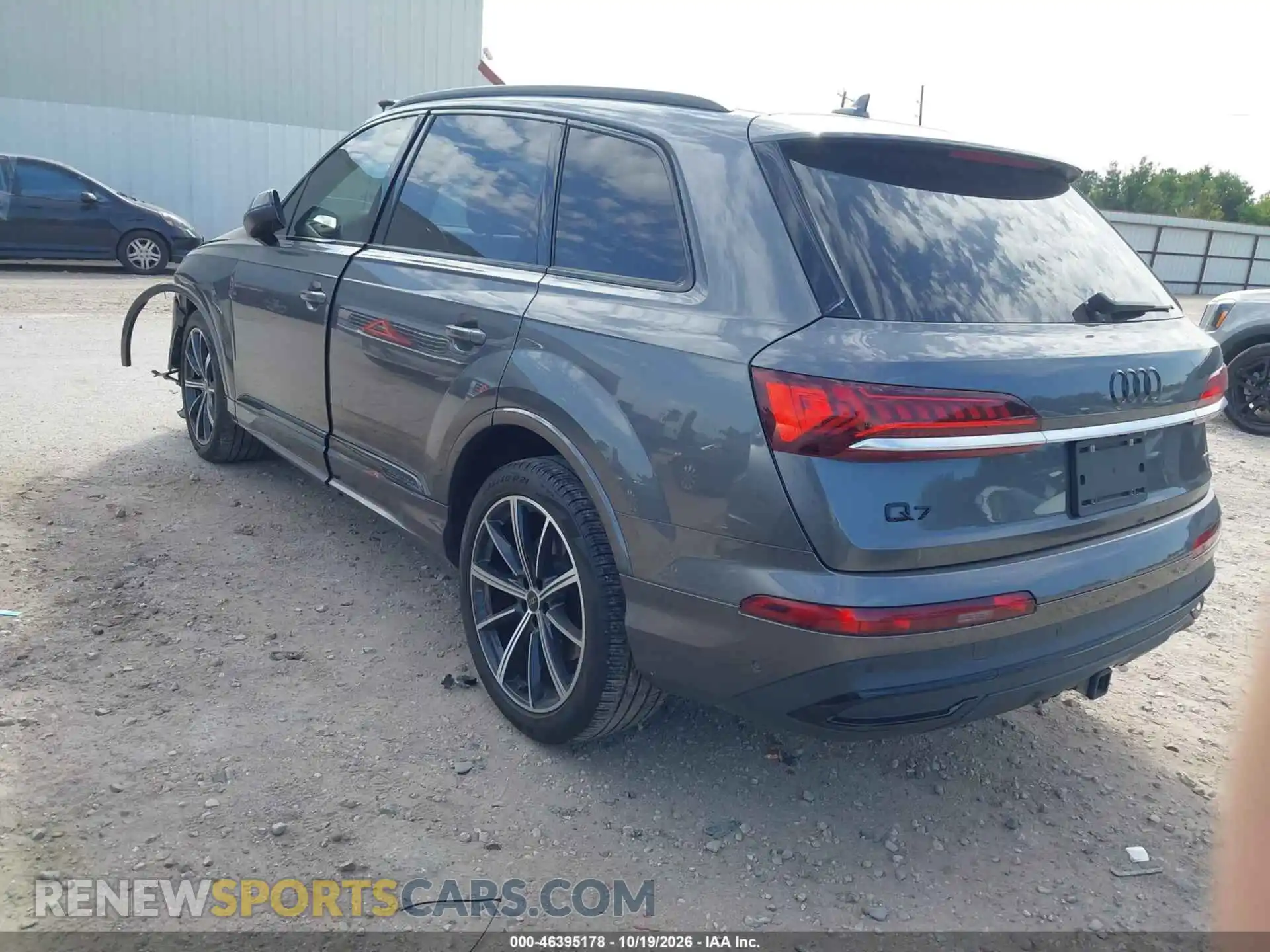 3 Photograph of a damaged car WA1LXAF70MD036363 AUDI Q7 2021