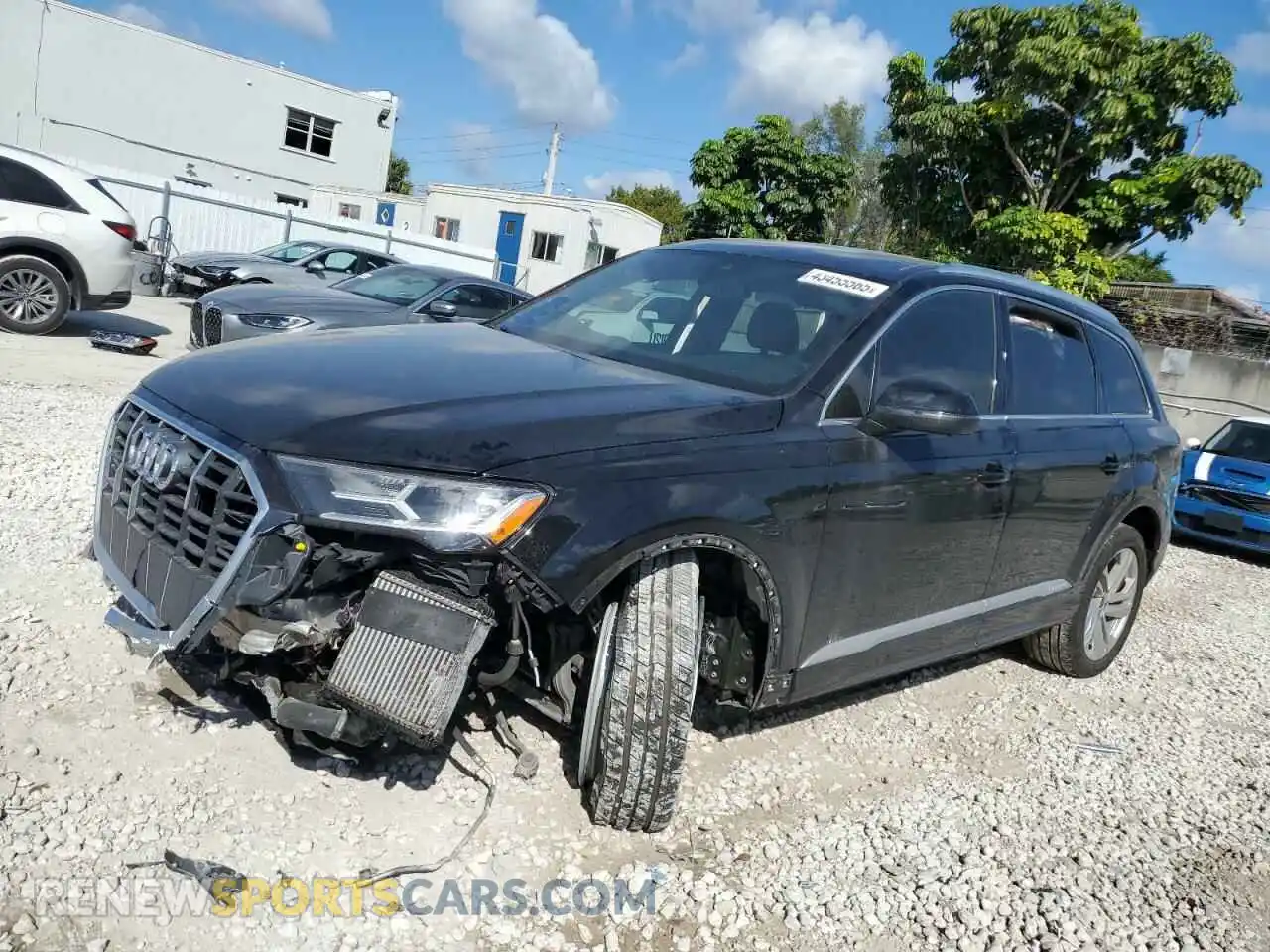 1 Photograph of a damaged car WA1LXAF70MD038677 AUDI Q7 2021