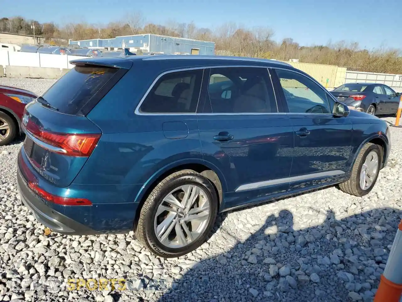 3 Photograph of a damaged car WA1LXAF71MD011343 AUDI Q7 2021