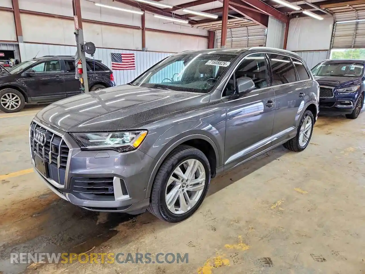 1 Photograph of a damaged car WA1LXAF71MD011438 AUDI Q7 2021