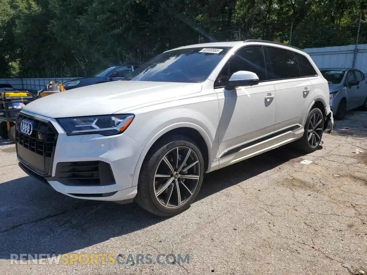 1 Photograph of a damaged car WA1LXAF72MD022447 AUDI Q7 2021