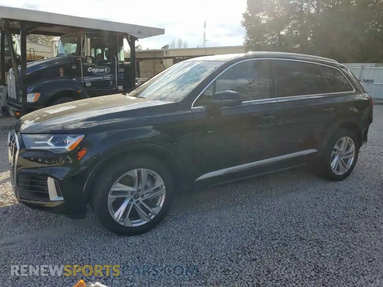 1 Photograph of a damaged car WA1LXAF76MD036934 AUDI Q7 2021
