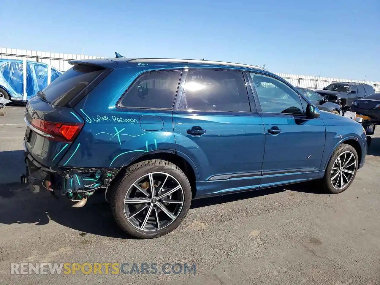 3 Photograph of a damaged car WA1LXAF78MD021304 AUDI Q7 2021