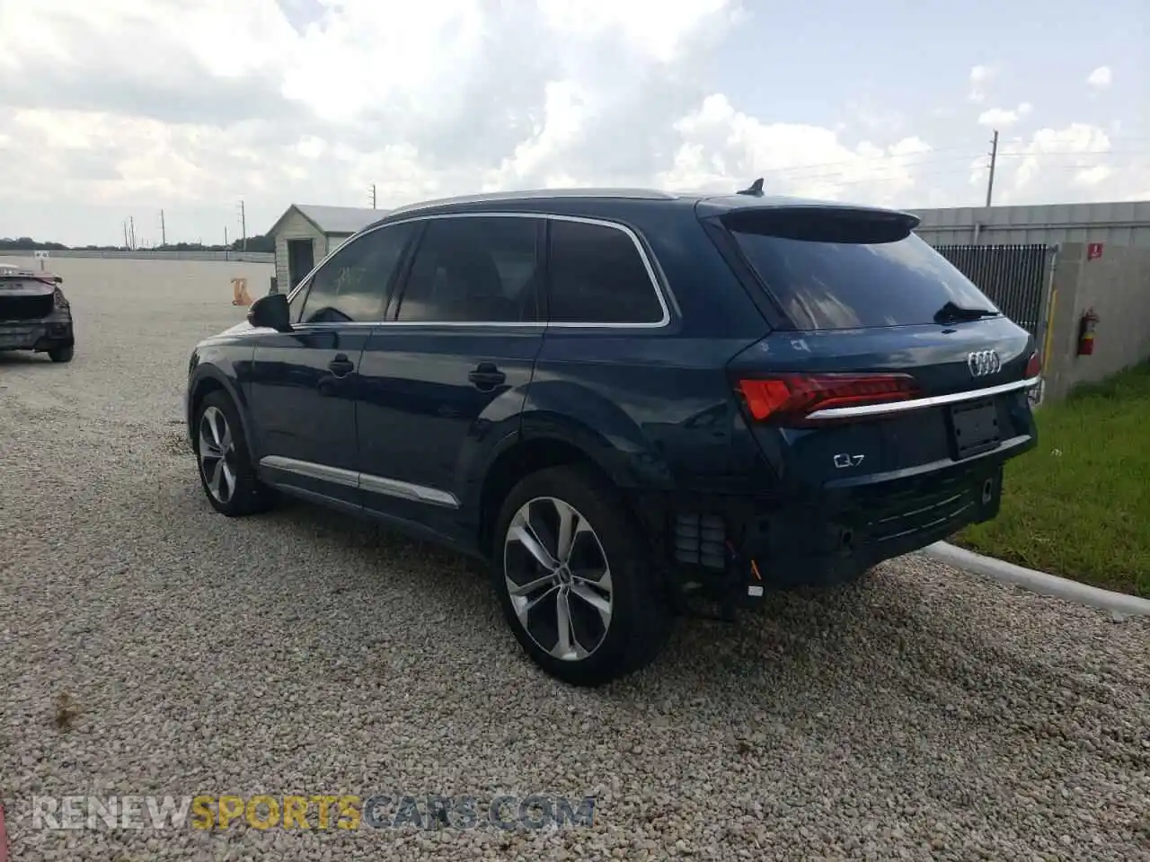 3 Photograph of a damaged car WA1LXAF79MD036149 AUDI Q7 2021