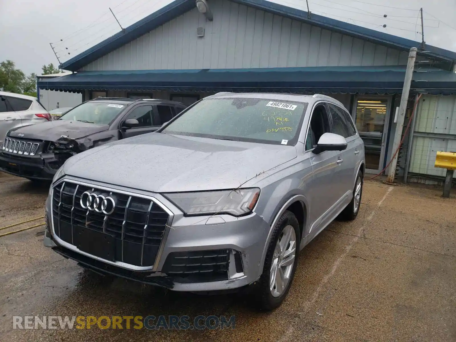 2 Photograph of a damaged car WA1LXAF7XMD014998 AUDI Q7 2021