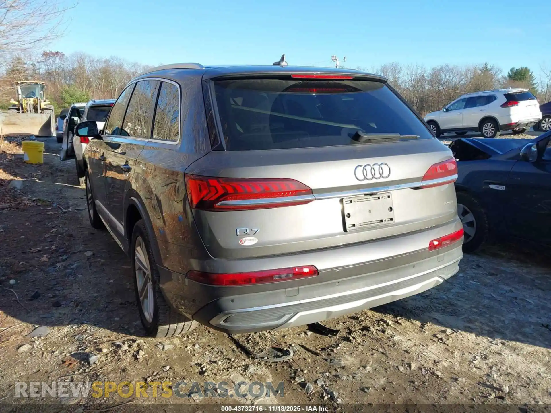 3 Photograph of a damaged car WA1LXAF7XMD035074 AUDI Q7 2021