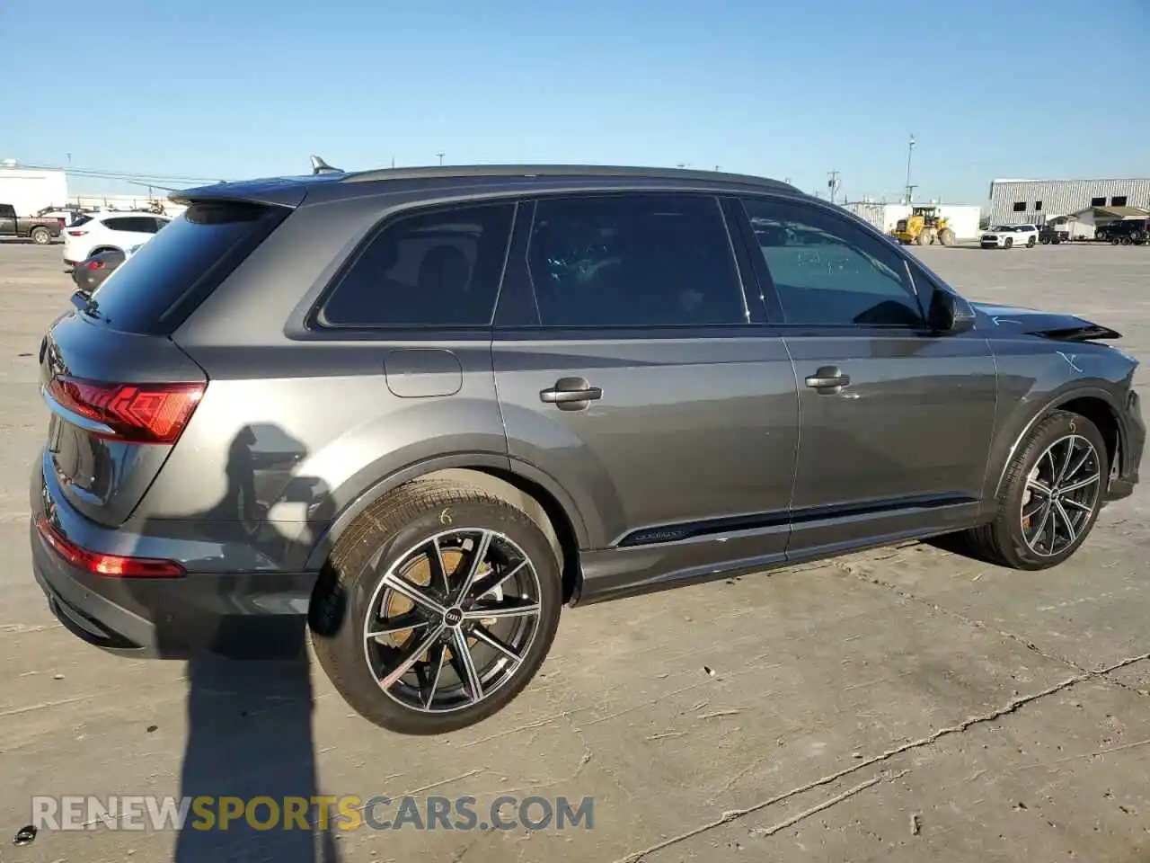 3 Photograph of a damaged car WA1LXAF7XMD036385 AUDI Q7 2021