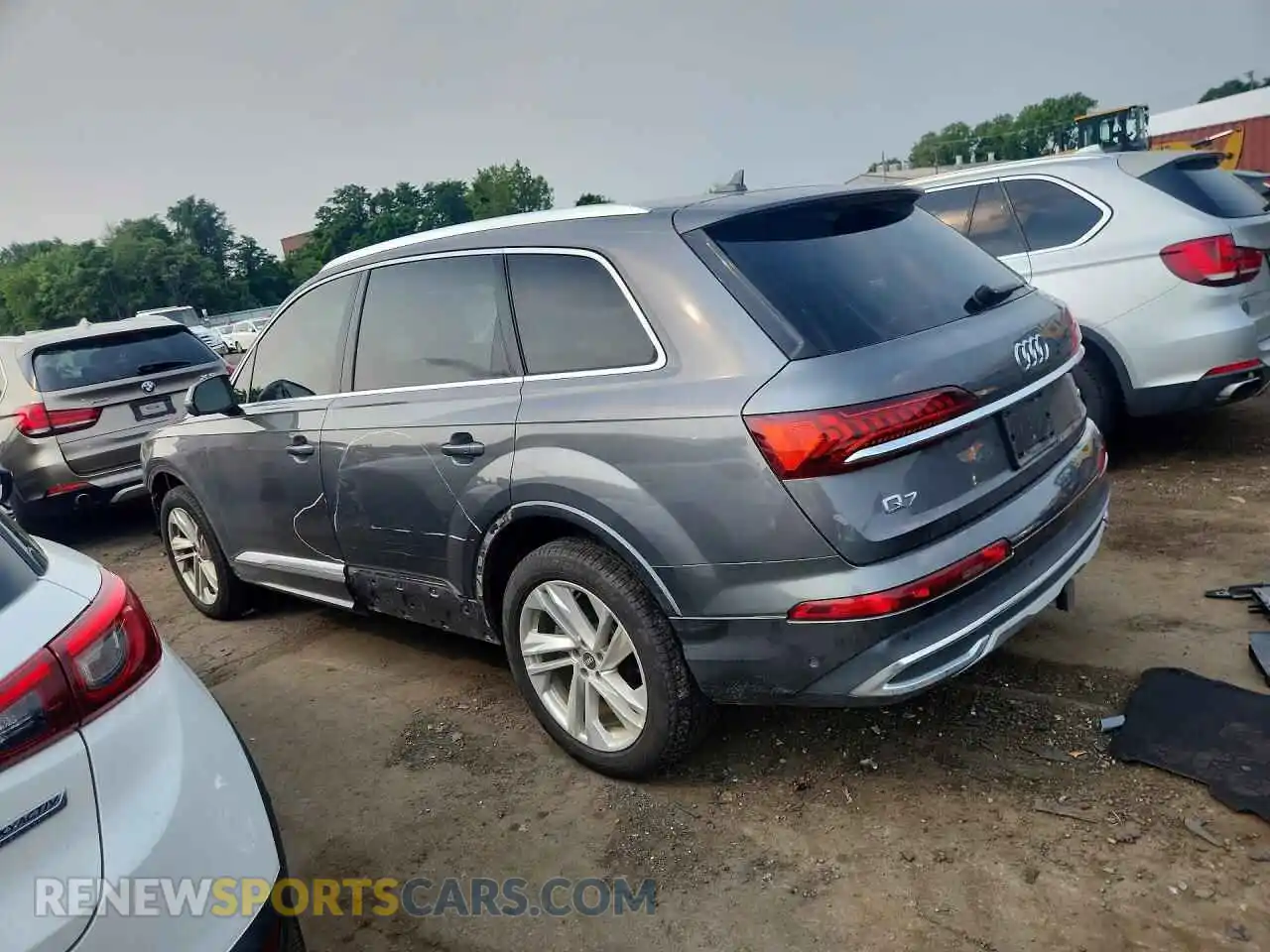 2 Photograph of a damaged car WA1LXBF79MD023813 AUDI Q7 2021