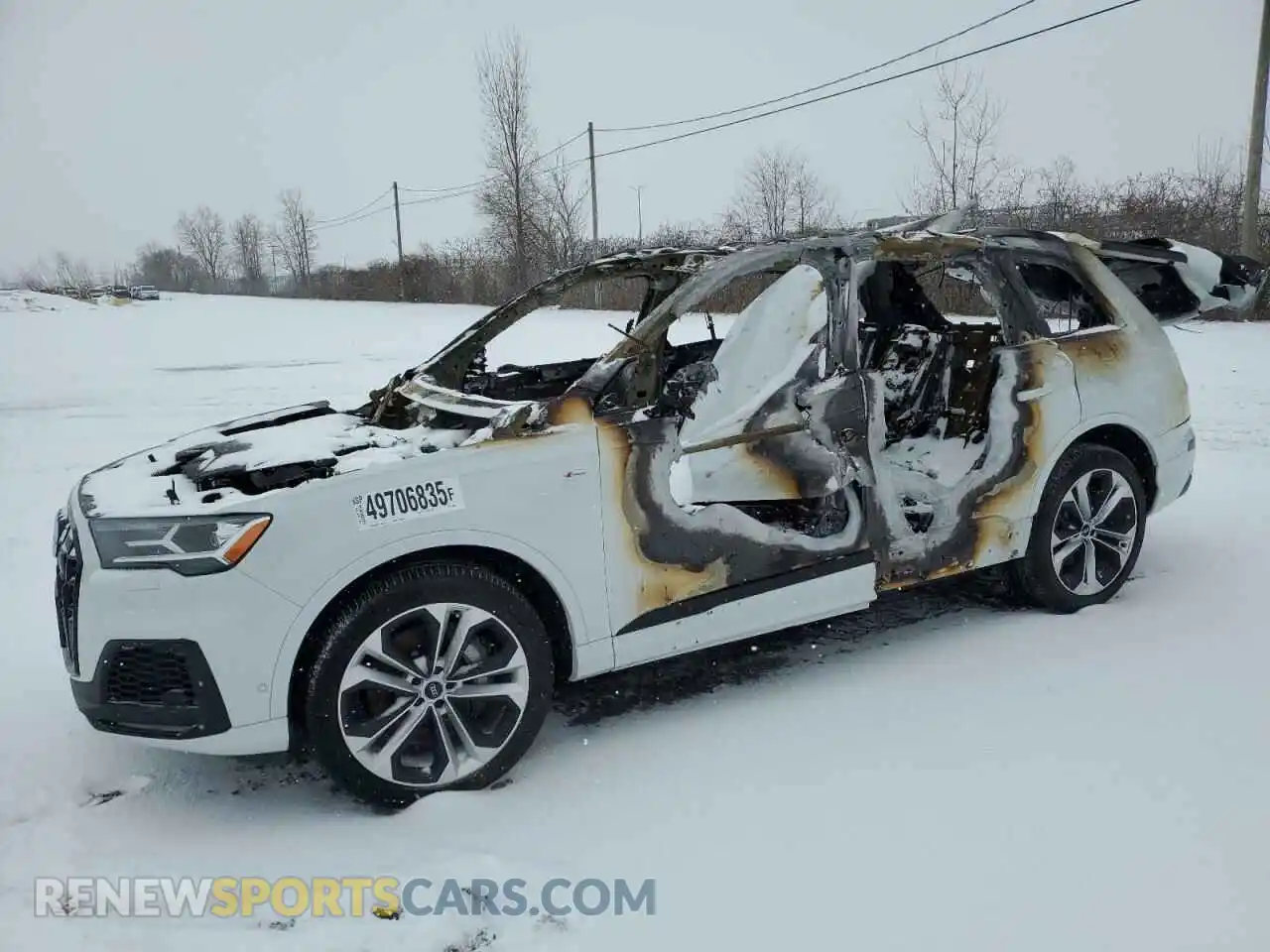 1 Photograph of a damaged car WA1MXAF76MD019880 AUDI Q7 2021