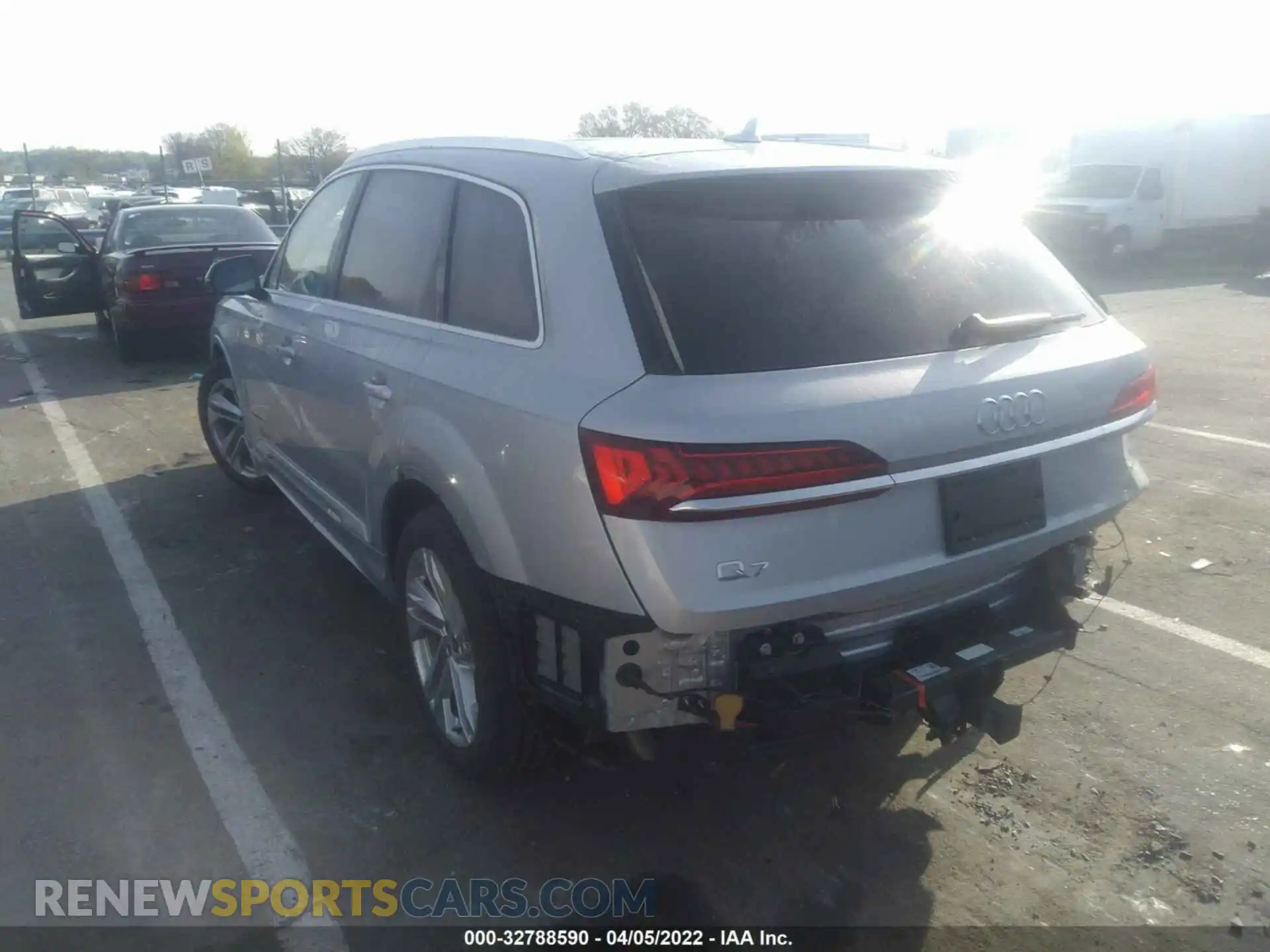 3 Photograph of a damaged car WA1VXAF70MD012413 AUDI Q7 2021