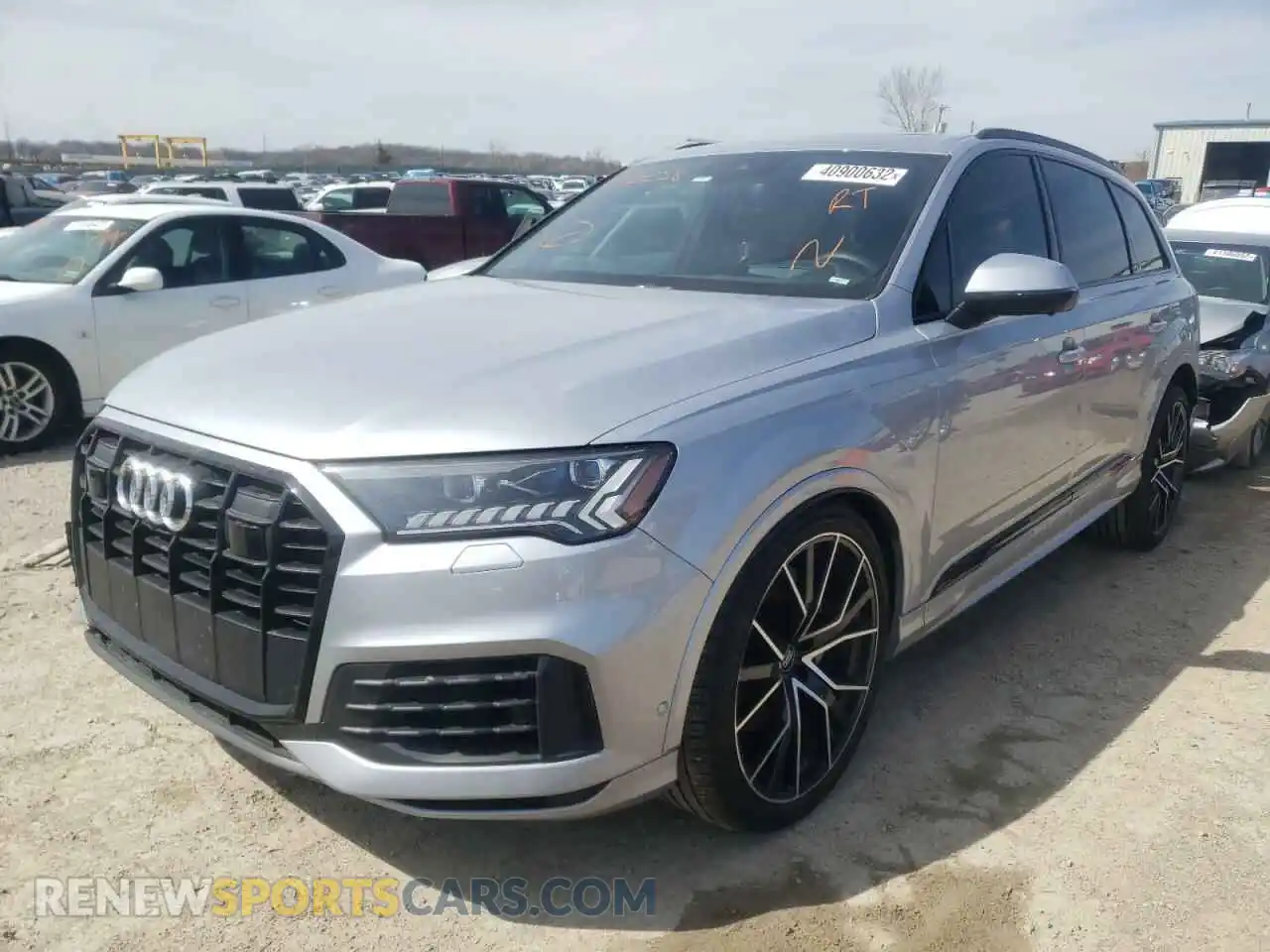 2 Photograph of a damaged car WA1VXAF73MD012258 AUDI Q7 2021