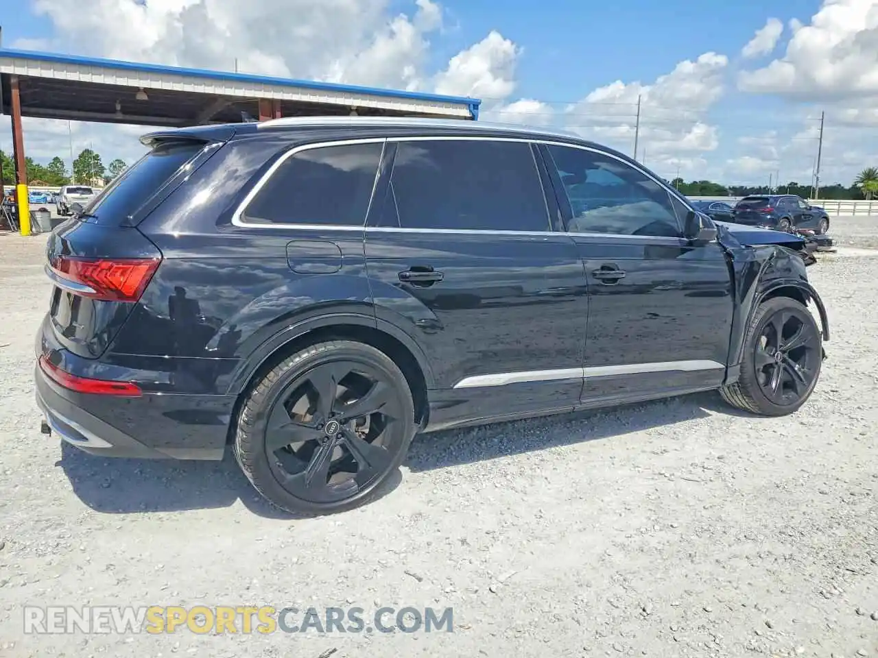 3 Photograph of a damaged car WA1VXAF73MD038598 AUDI Q7 2021