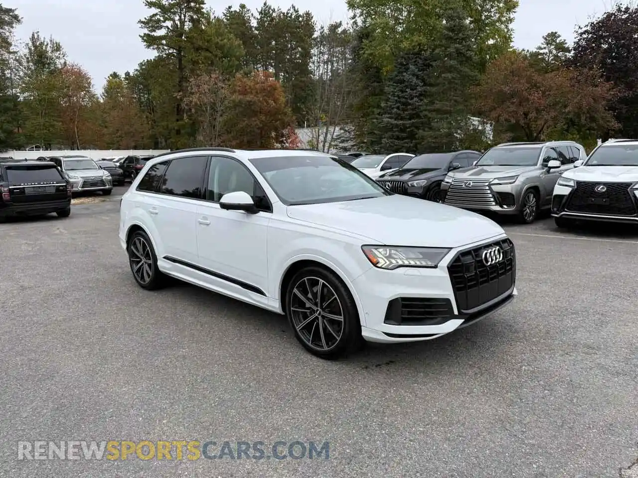 1 Photograph of a damaged car WA1VXAF74MD012298 AUDI Q7 2021
