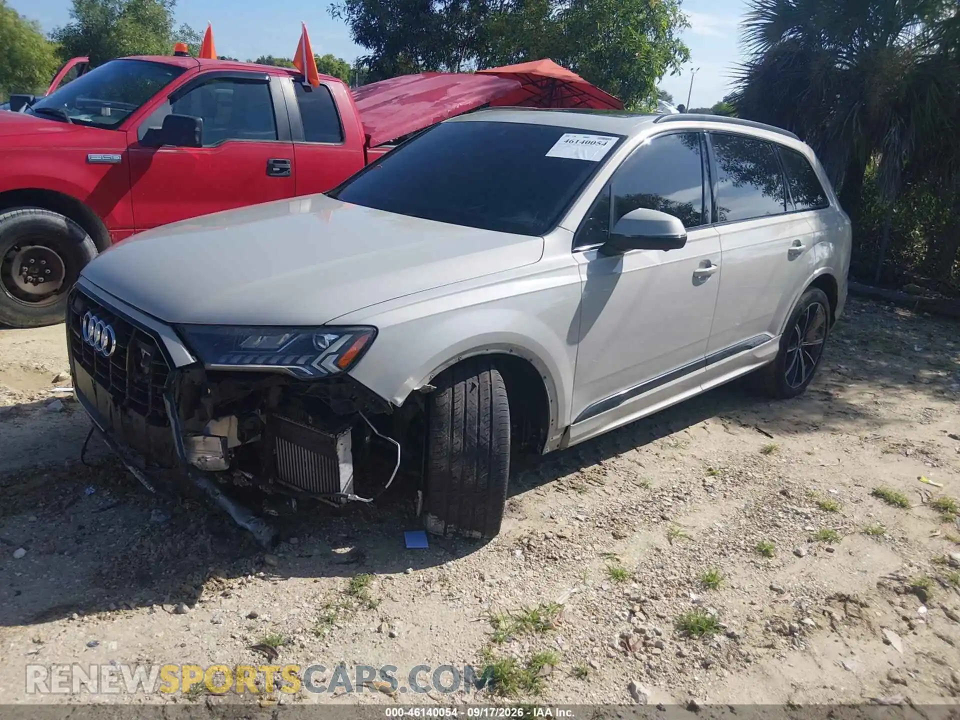 2 Photograph of a damaged car WA1VXAF74MD015945 AUDI Q7 2021
