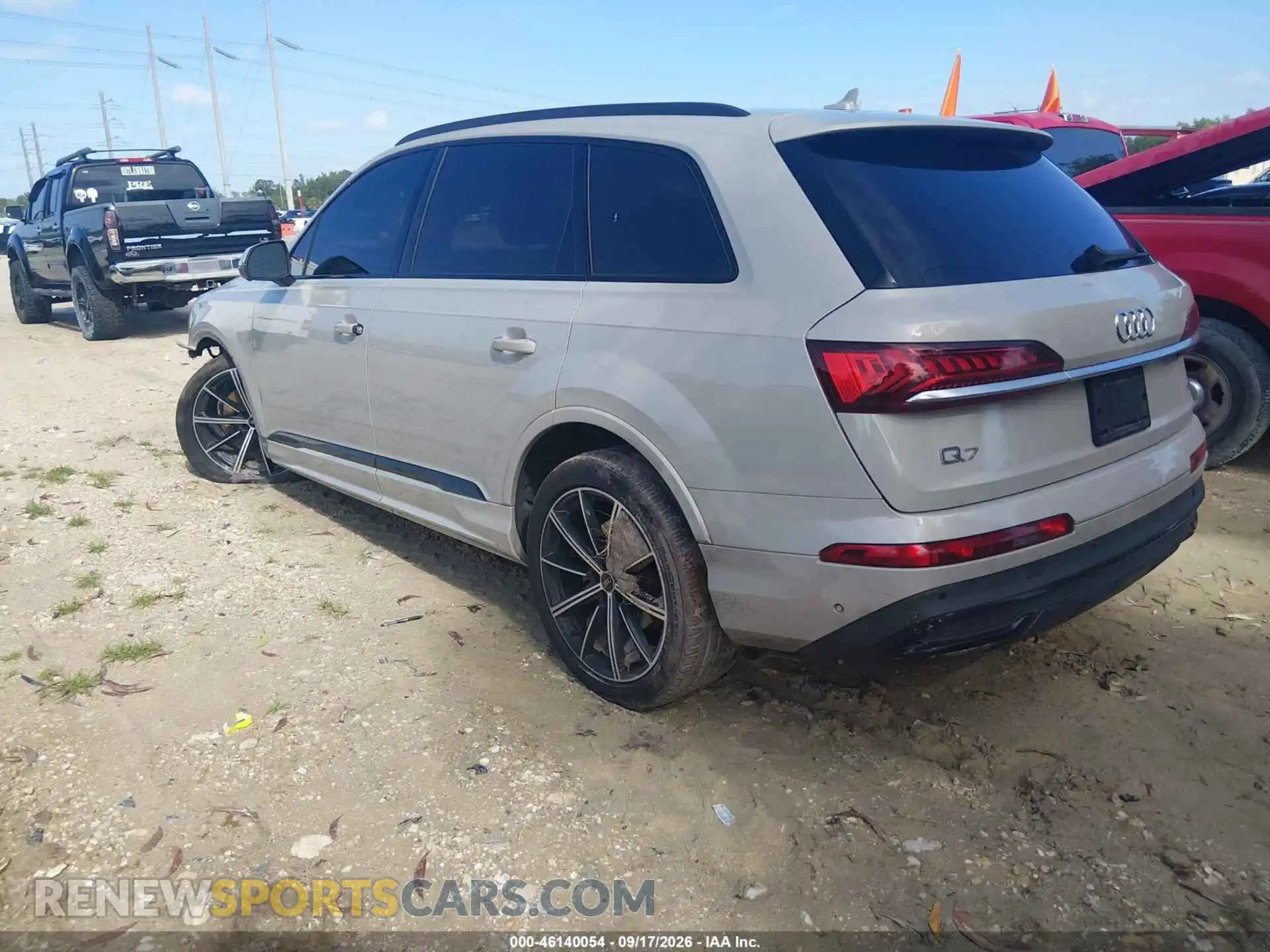 3 Photograph of a damaged car WA1VXAF74MD015945 AUDI Q7 2021