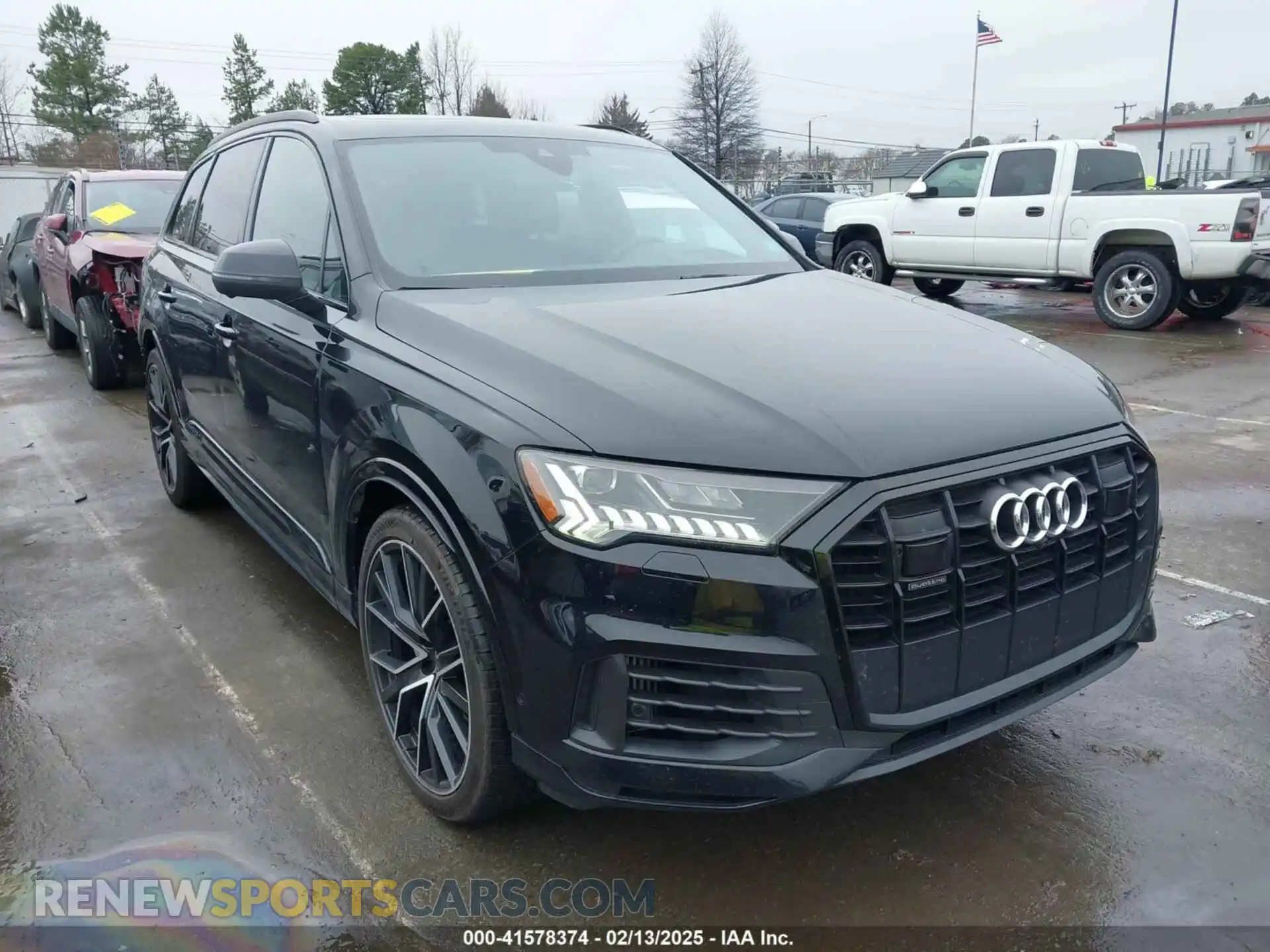 1 Photograph of a damaged car WA1VXAF77MD020007 AUDI Q7 2021