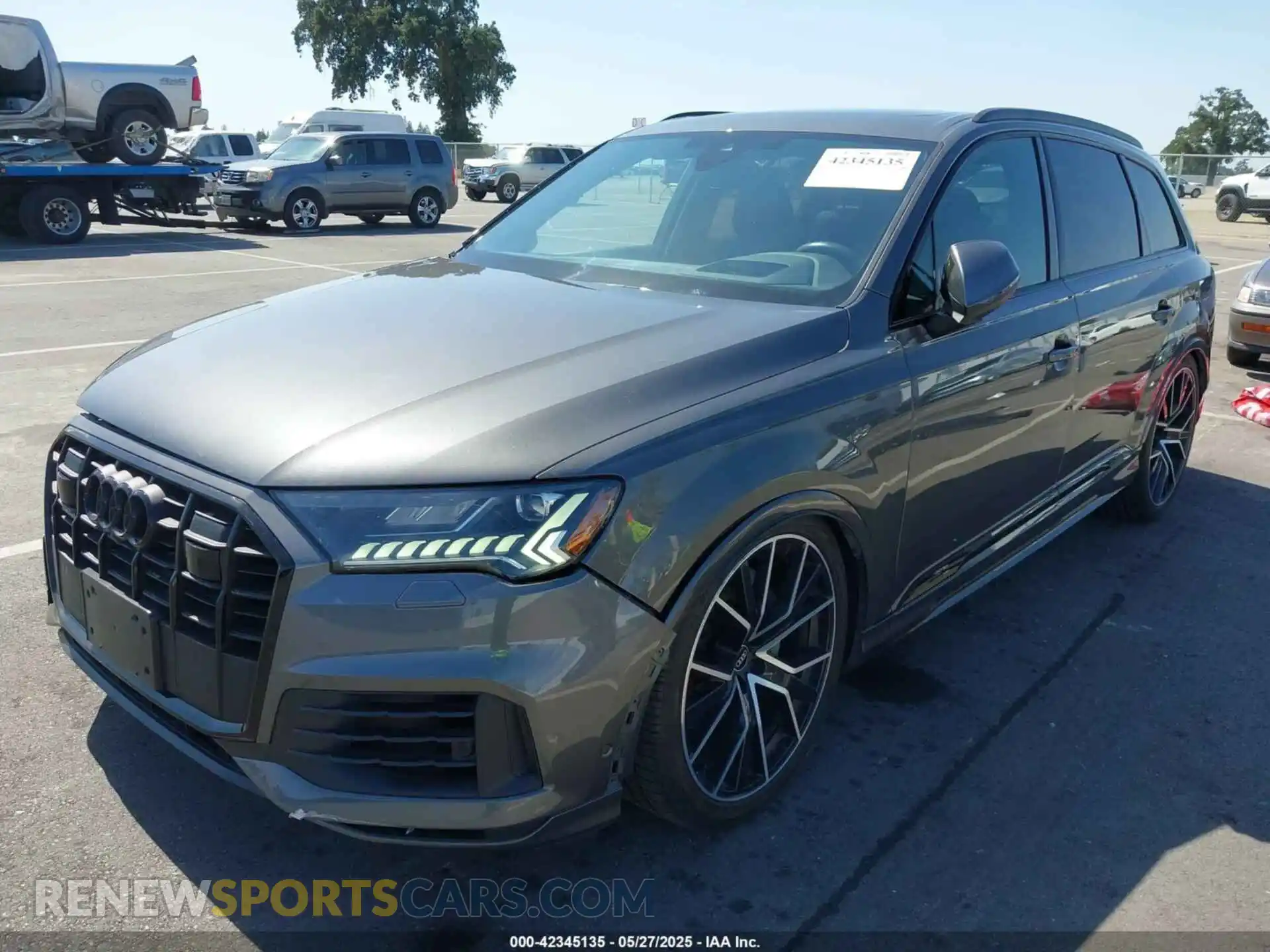 2 Photograph of a damaged car WA1VXAF77MD035798 AUDI Q7 2021