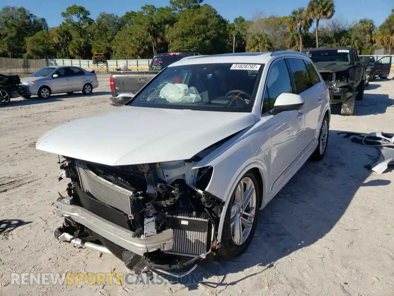 2 Photograph of a damaged car WA1VXAF78MD029993 AUDI Q7 2021