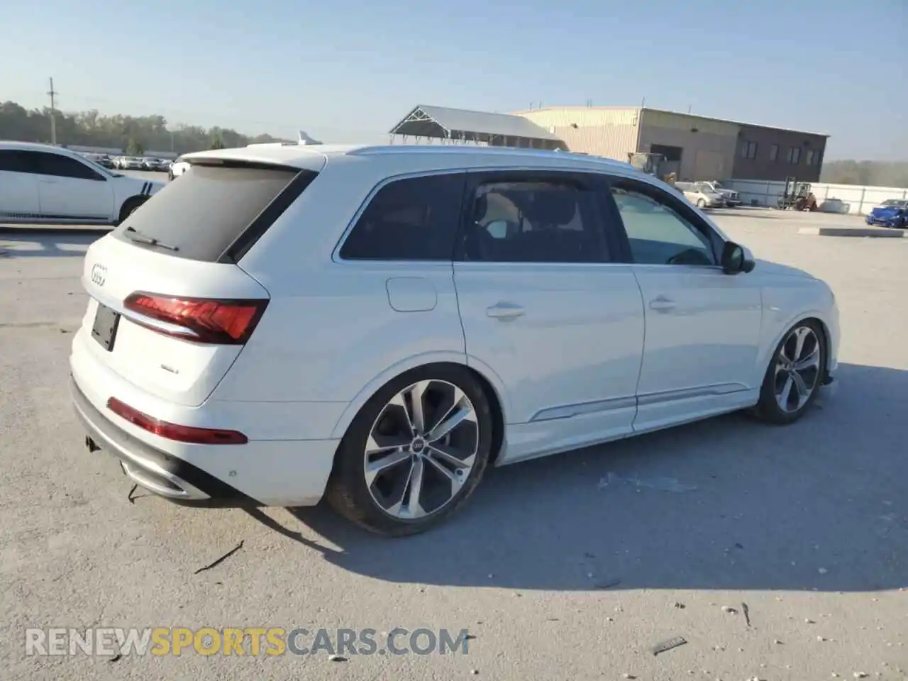 3 Photograph of a damaged car WA1VXAF78MD039441 AUDI Q7 2021