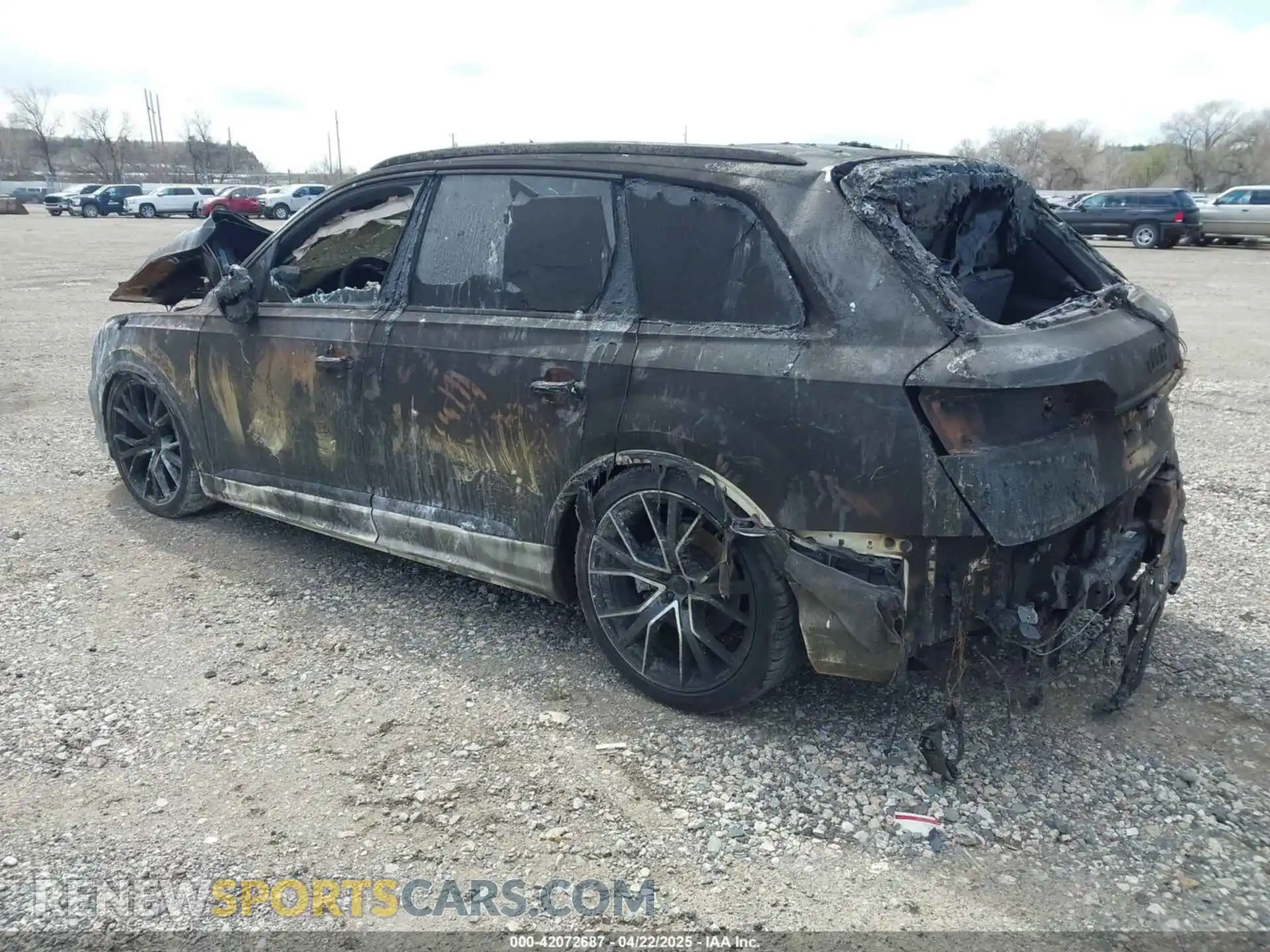3 Photograph of a damaged car WA1VXBF73MD021287 AUDI Q7 2021
