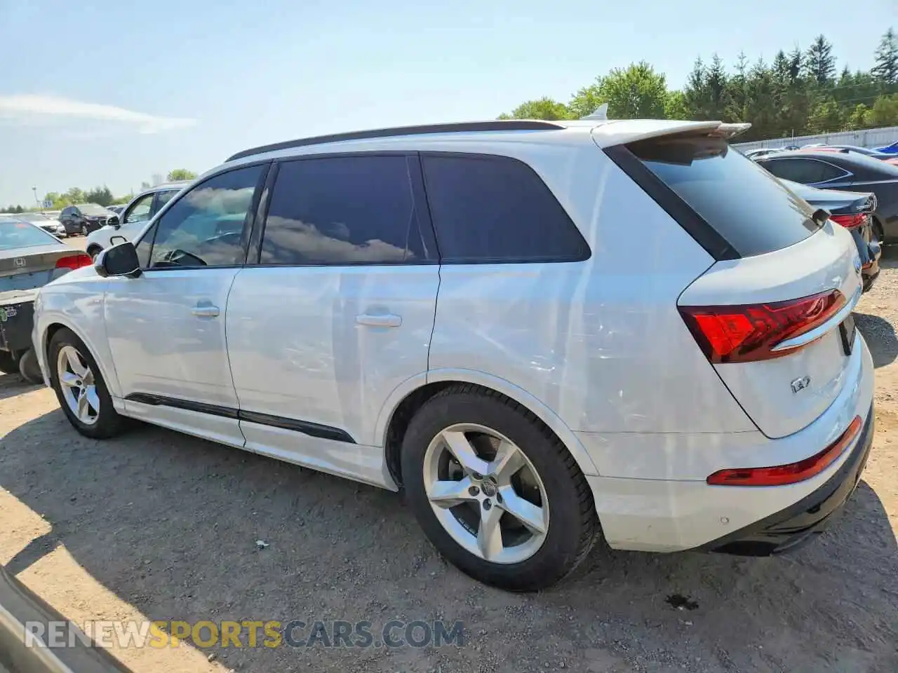 2 Photograph of a damaged car WA1WXAF74MD031521 AUDI Q7 2021