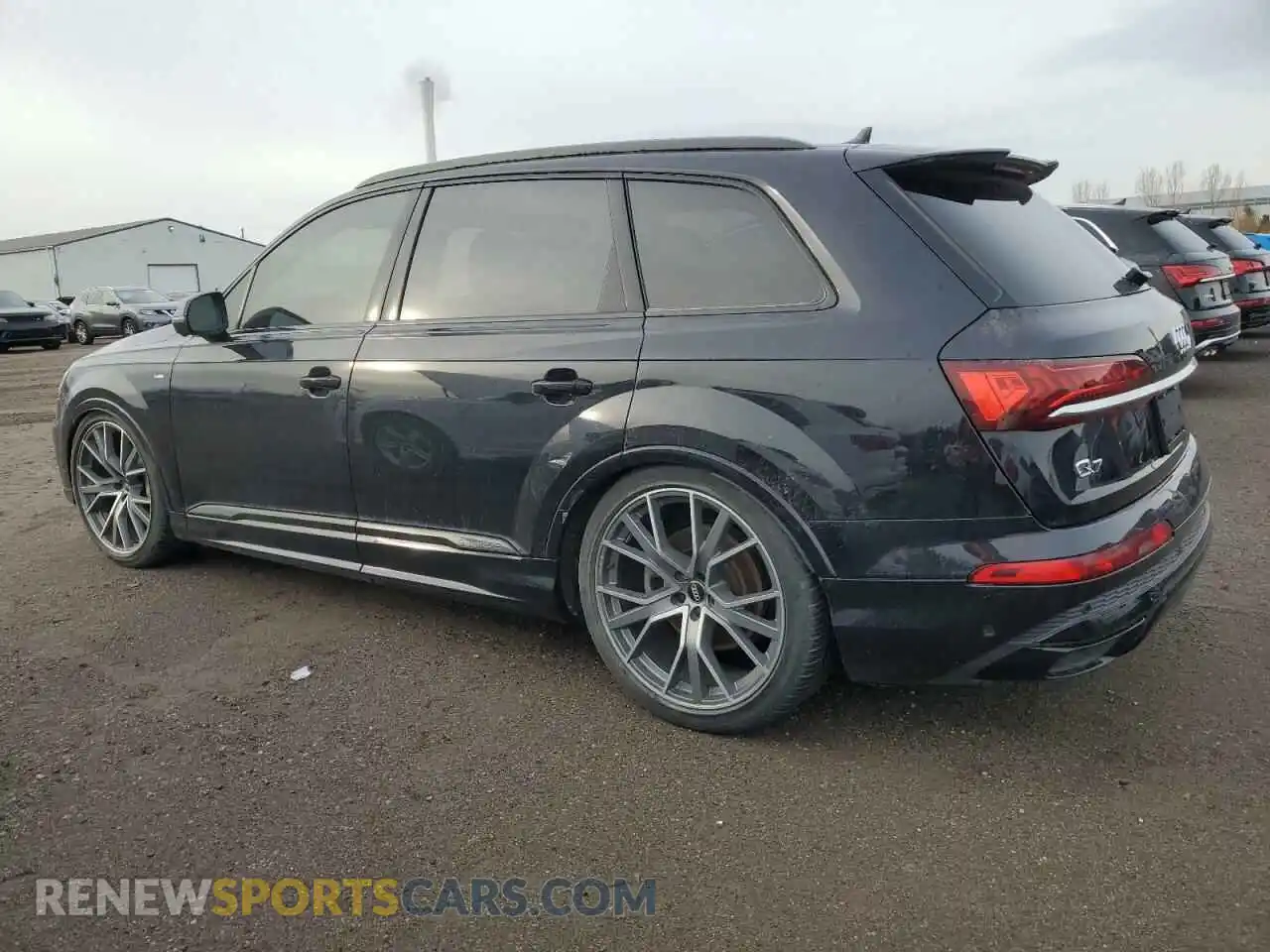 2 Photograph of a damaged car WA1WXAF78MD011806 AUDI Q7 2021