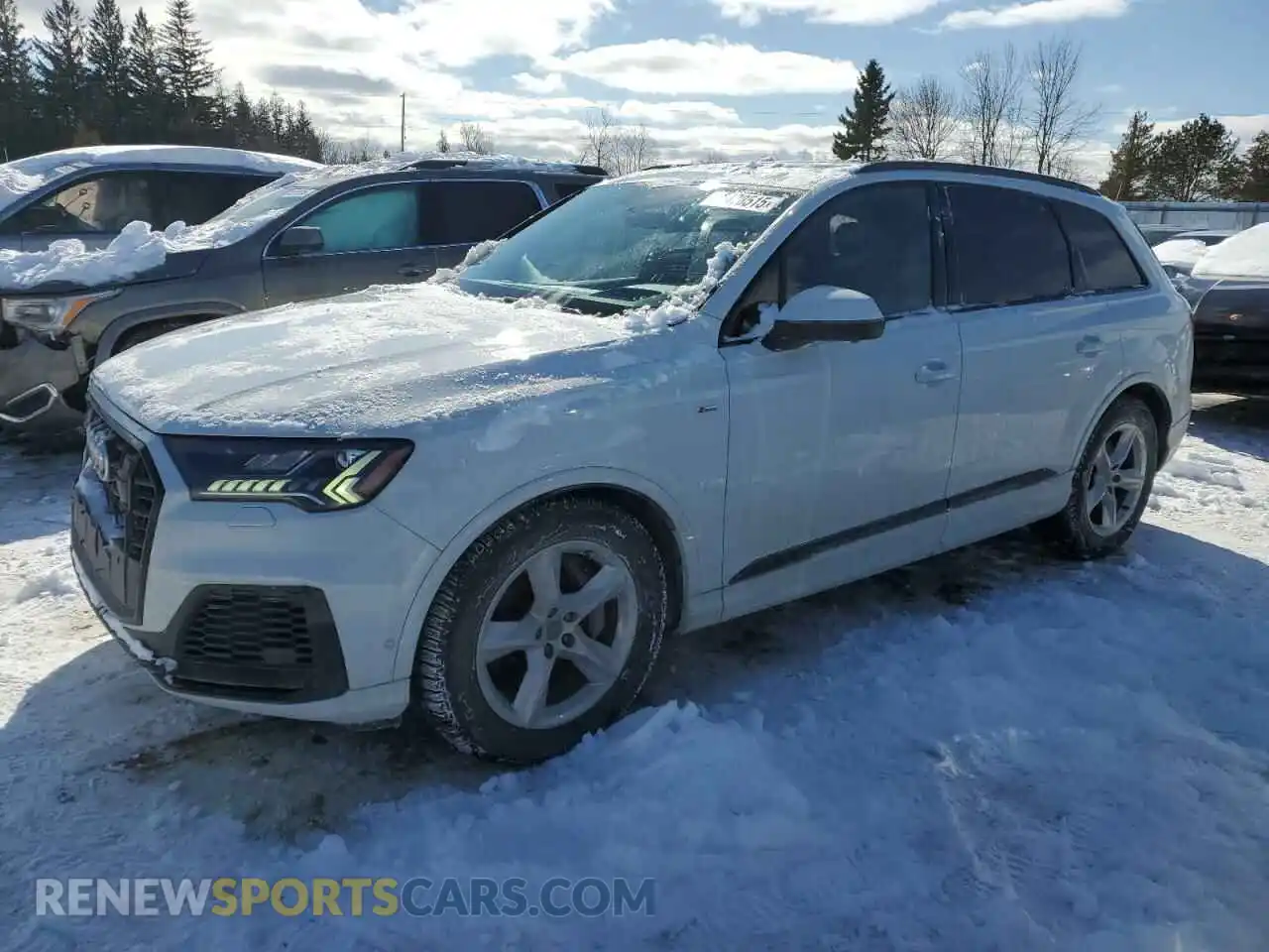 1 Photograph of a damaged car WA1WXAF79MD036326 AUDI Q7 2021