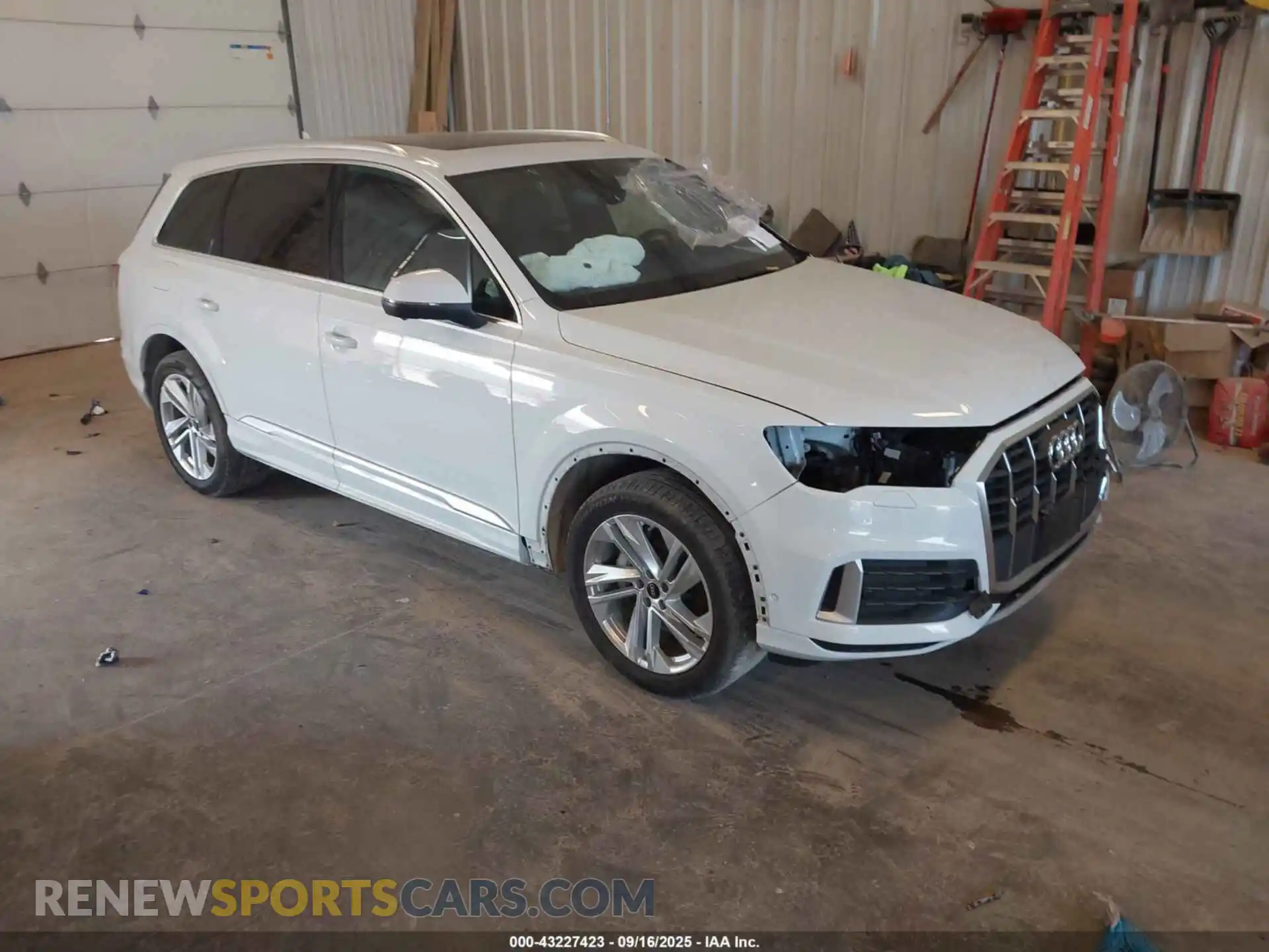1 Photograph of a damaged car WA1AJBF79ND014975 AUDI Q7 2022