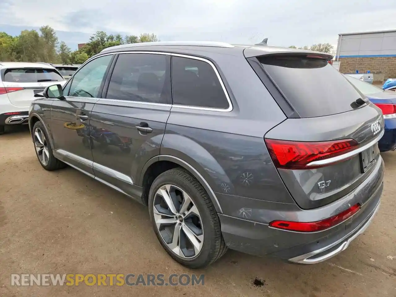2 Фотография поврежденного автомобиля WA1LXBF73ND015708 AUDI Q7 2022