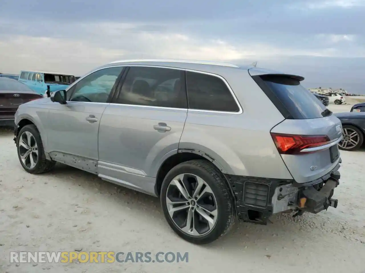 2 fotografías del automóvil dañado WA1LXBF77ND003190 AUDI Q7 2022