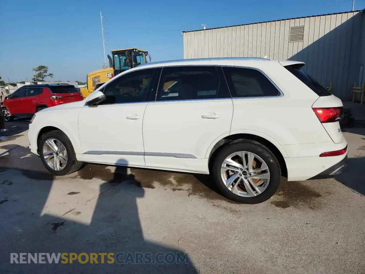 2 Photograph of a damaged car WA1LXBF79ND015681 AUDI Q7 2022