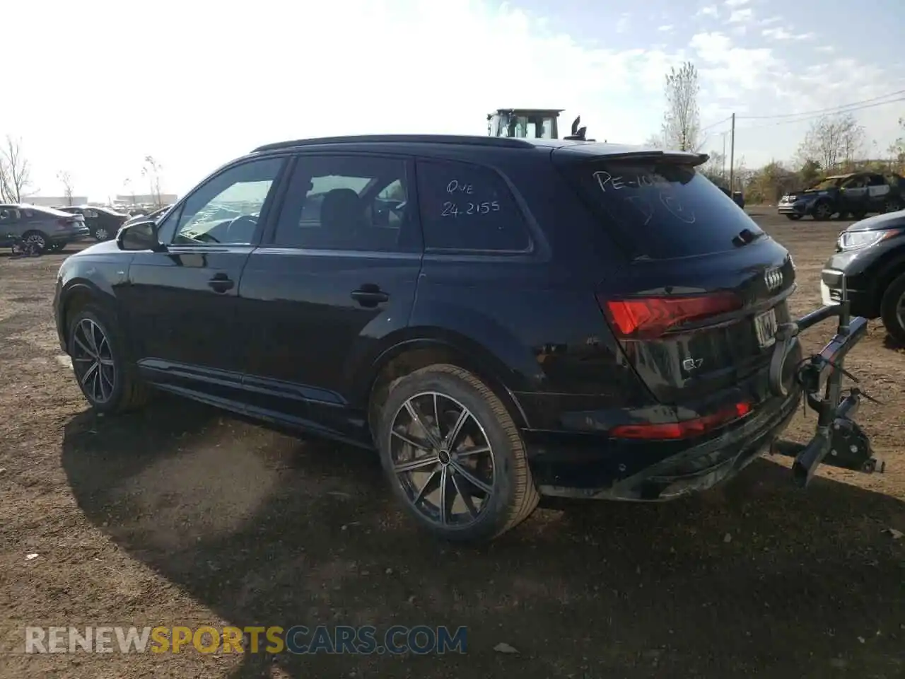 2 Photograph of a damaged car WA1MXBF72ND020001 AUDI Q7 2022