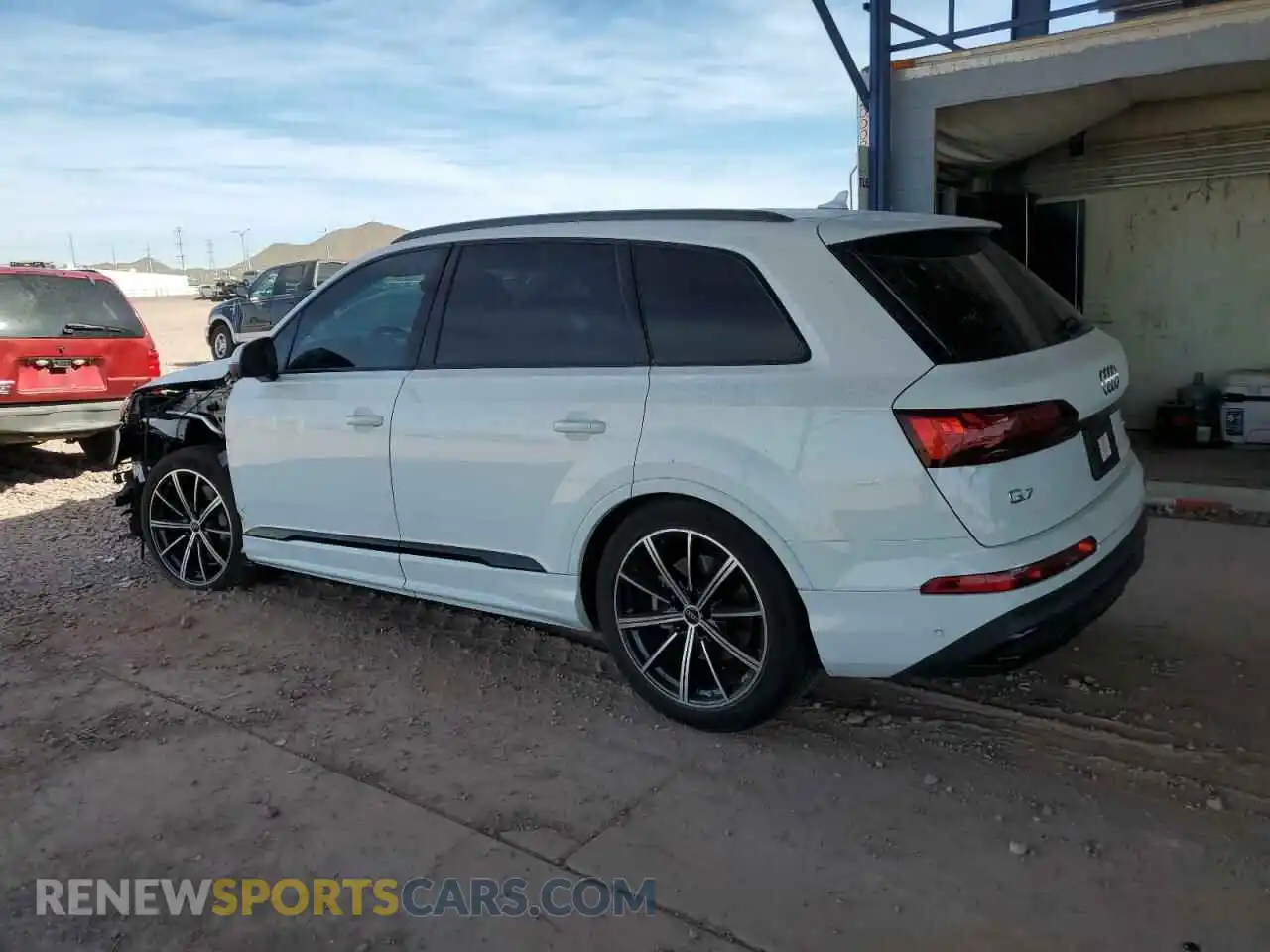 2 Photograph of a damaged car WA1VXBF73ND014986 AUDI Q7 2022
