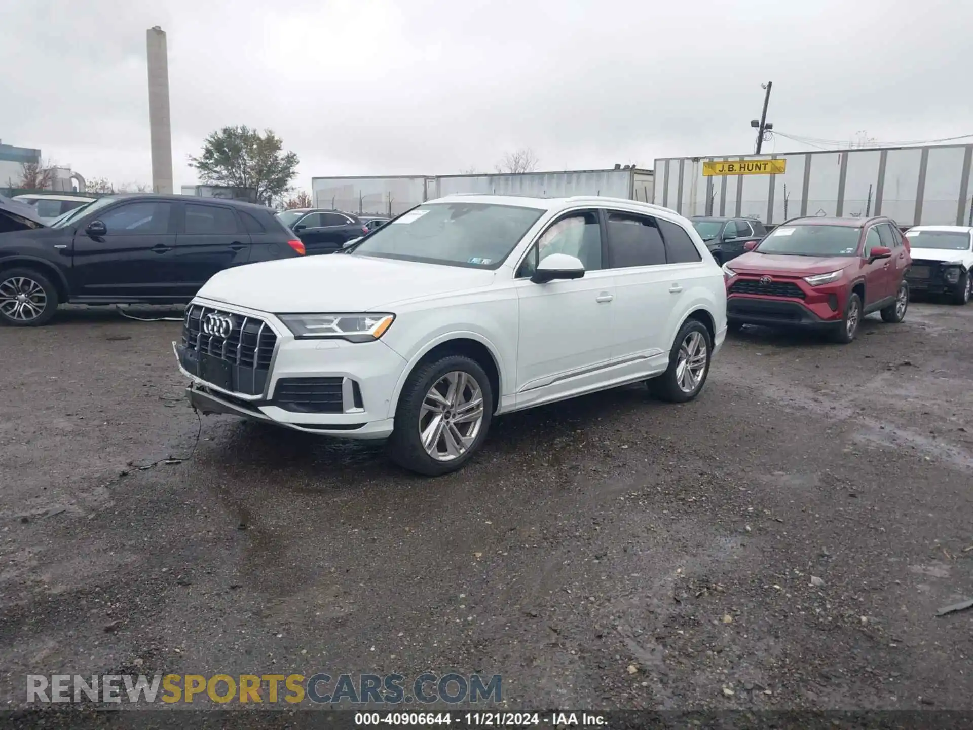 2 Photograph of a damaged car WA1ACBF72PD021411 AUDI Q7 2023