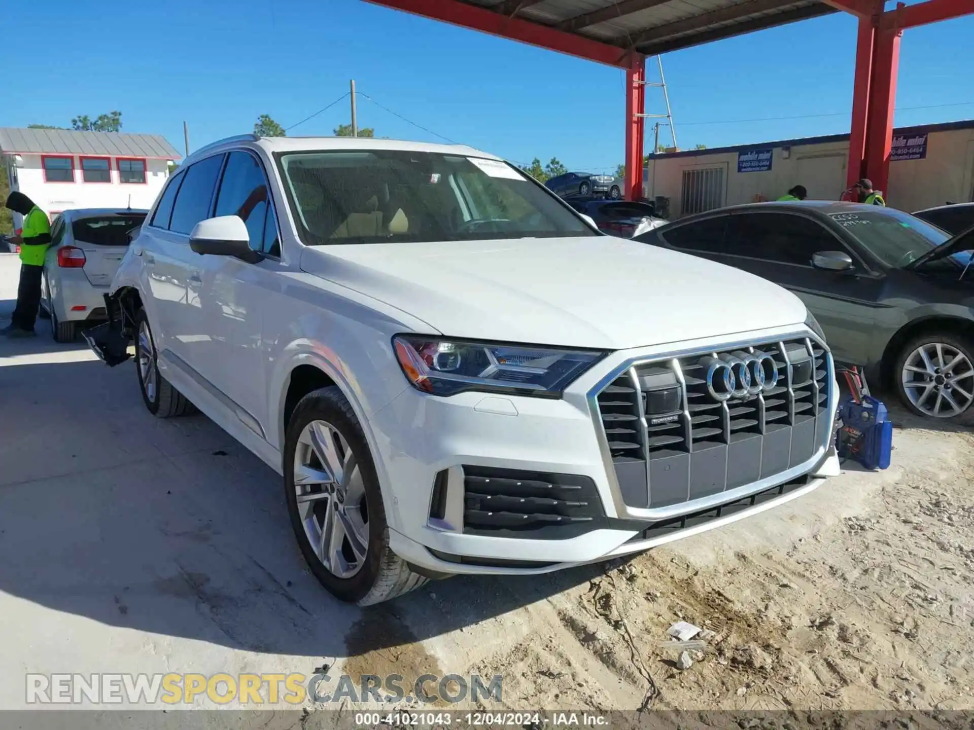 1 Photograph of a damaged car WA1ACBF74PD014525 AUDI Q7 2023