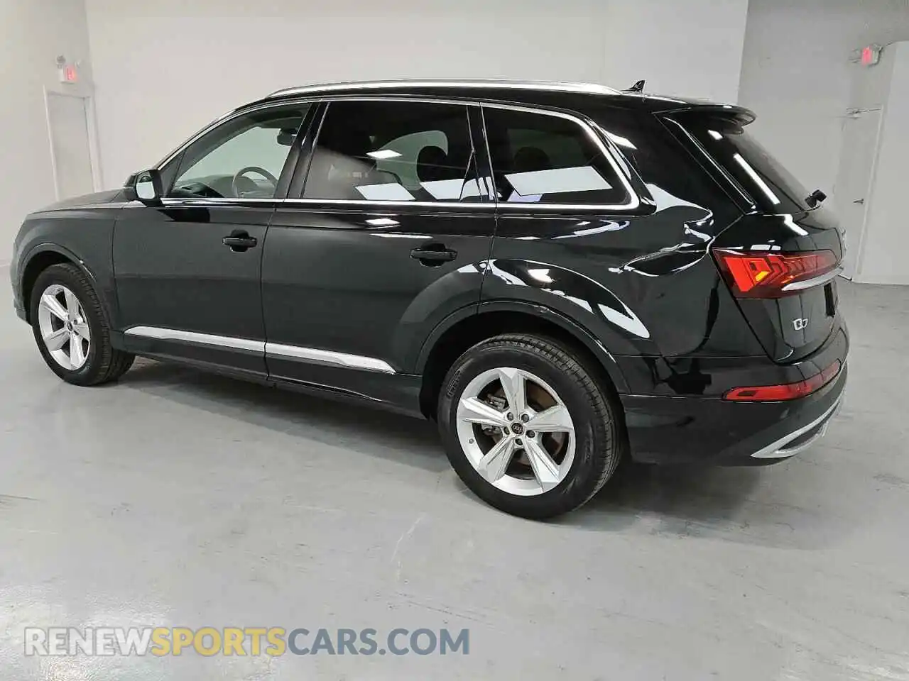 2 Photograph of a damaged car WA1AXBF78PD010997 AUDI Q7 2023