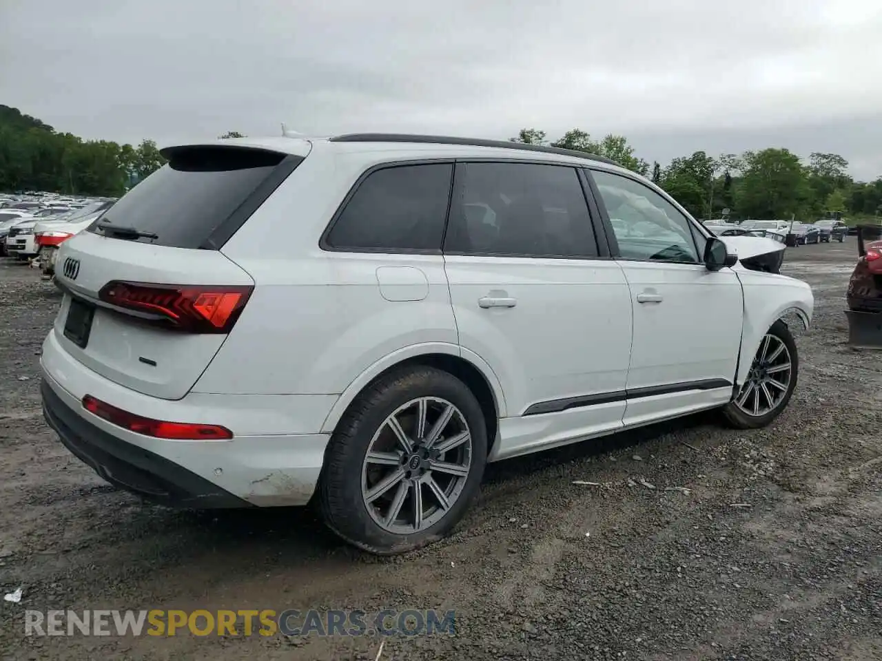 3 Photograph of a damaged car WA1LCBF71PD008190 AUDI Q7 2023