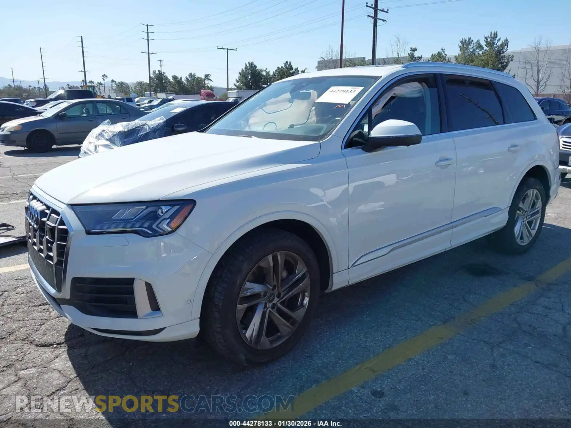 2 Photograph of a damaged car WA1LCBF72PD009932 AUDI Q7 2023